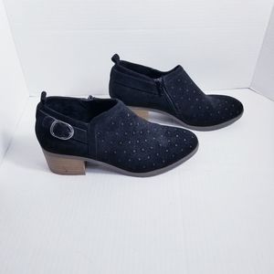 SONOMA ANKLE BOOTS WITH SIDE BUCKLE AND INNER ZIPPERS SIZE 8